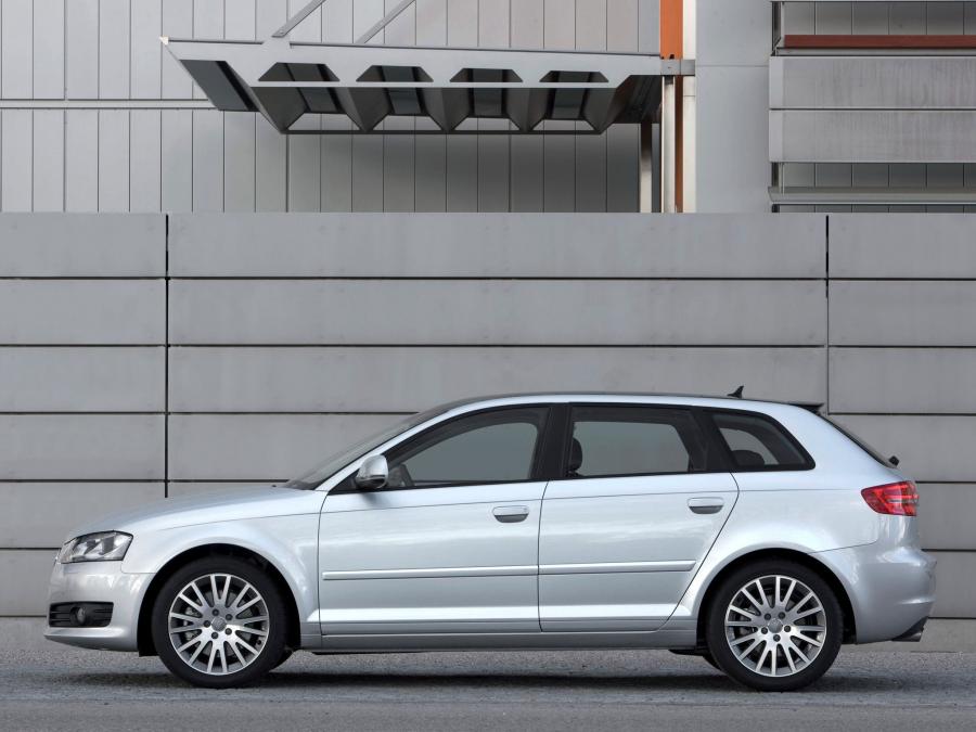  Audi A3 Sportback (8PA) 2008 года  (WW) (фото 16 из 20)